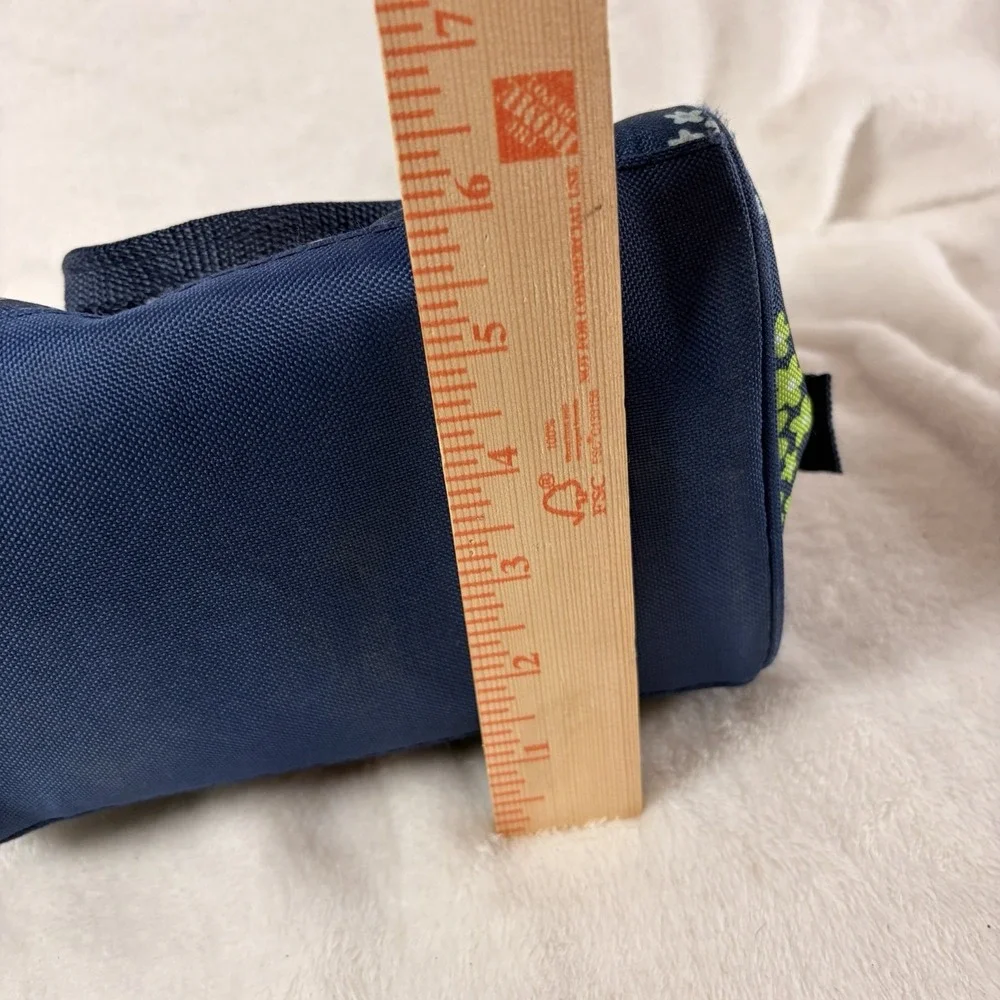 Fit and Fresh lunch cooler Bag Navy blue Multi-color hearts Zippered closure EUC